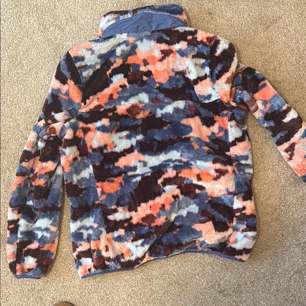 L.L. Bean Multicolor Fleece Pullover - Picture 3 of 3